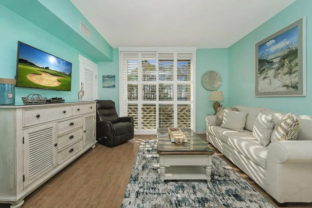 Coastal Luxury Bay Front Condo With Tram
