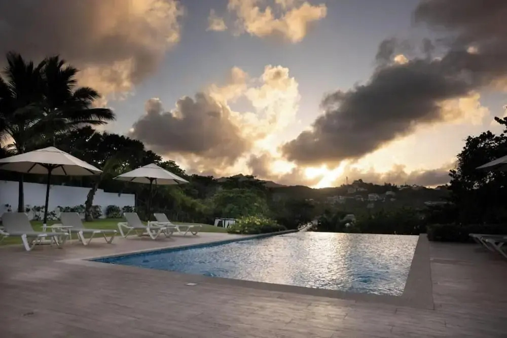 Crown Villas at Lifestyle — Villas Only | Mandatory All-Inclusive Paid at Resort