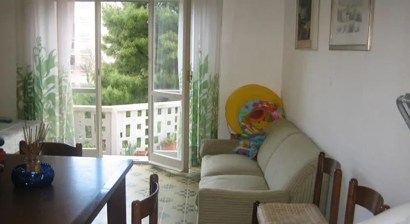 Sea Terrace Flat