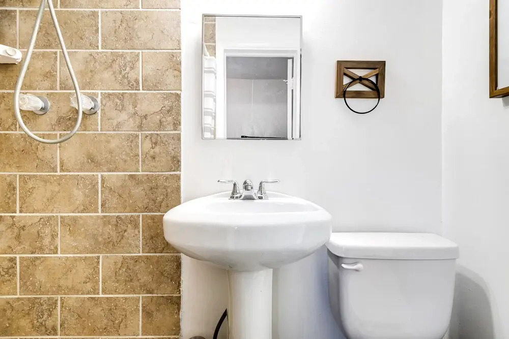 2 Bedroom/2 Bathroom Townhouse with Hottub