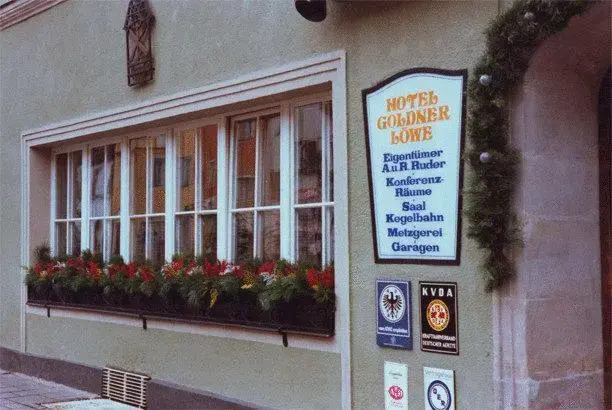 Goldner Löwe