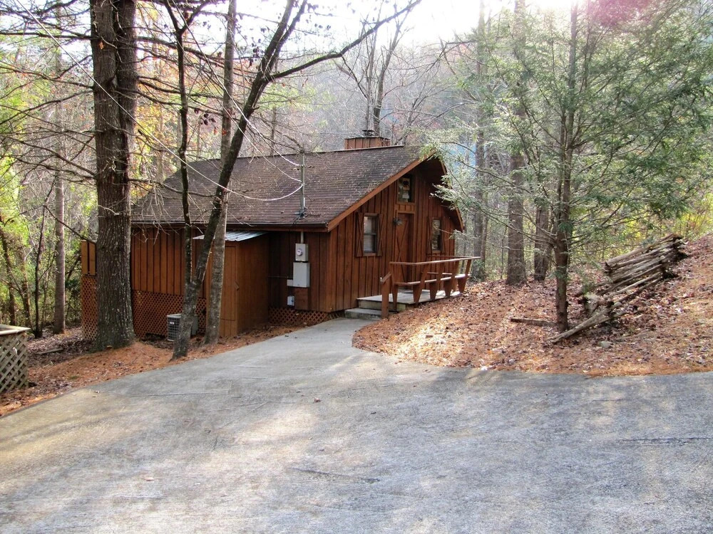 Cades Cove Hide Away