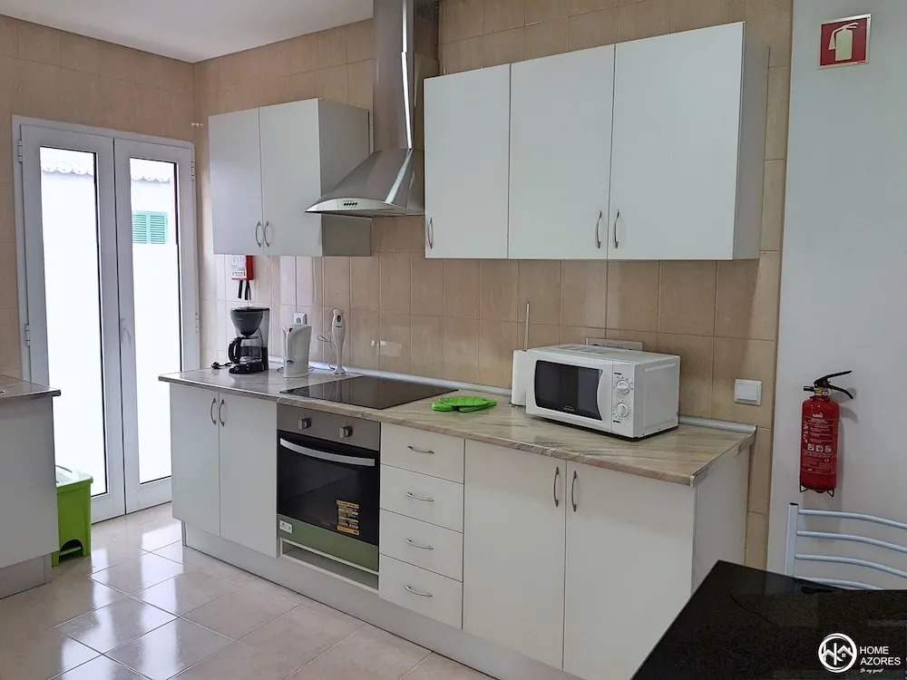 Home Azores - Lagoas Place
