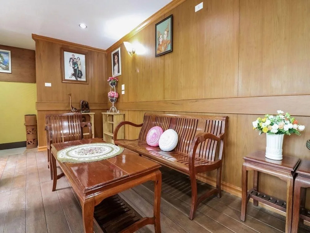 Little Guest House Hotel
