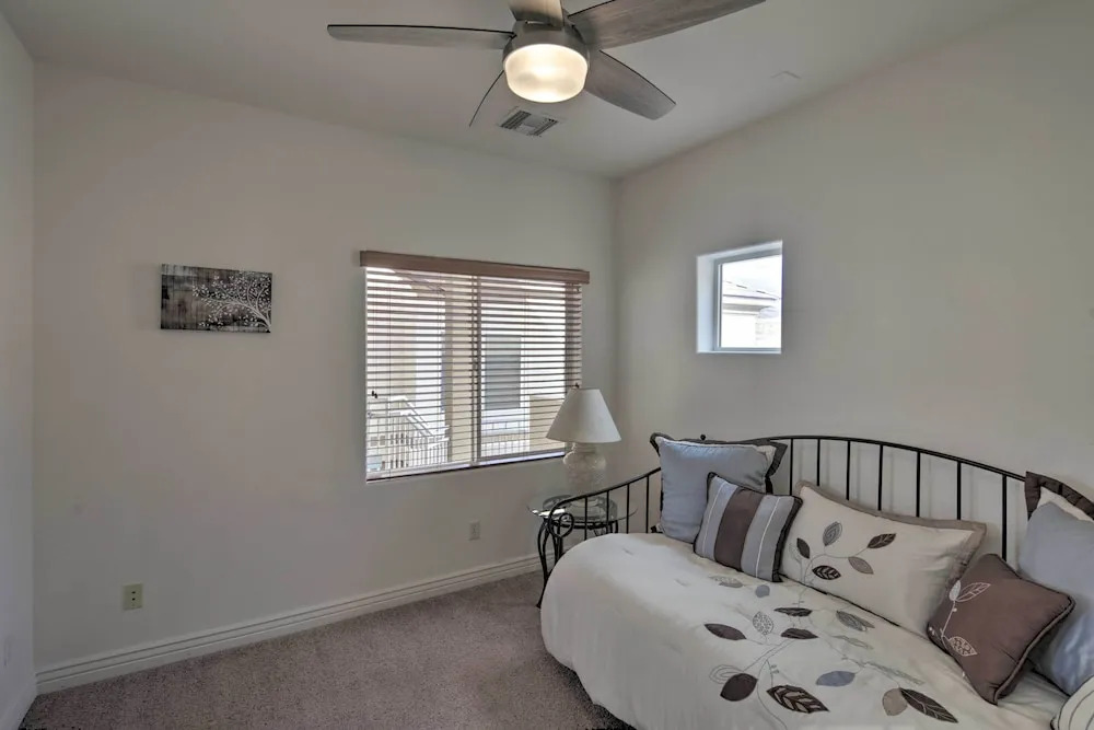 Desert Condo w/ Pool ~ 3 Miles to Colorado River!