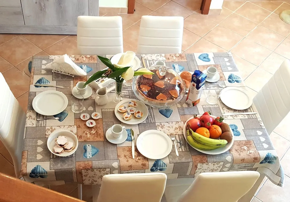 B&B Laguna