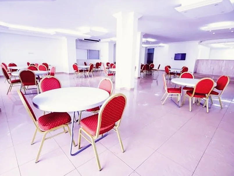 Rose Garden Hotel Suites