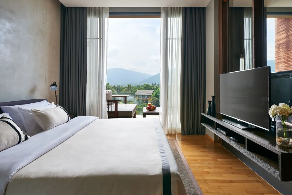 atta Lakeside Resort Suite