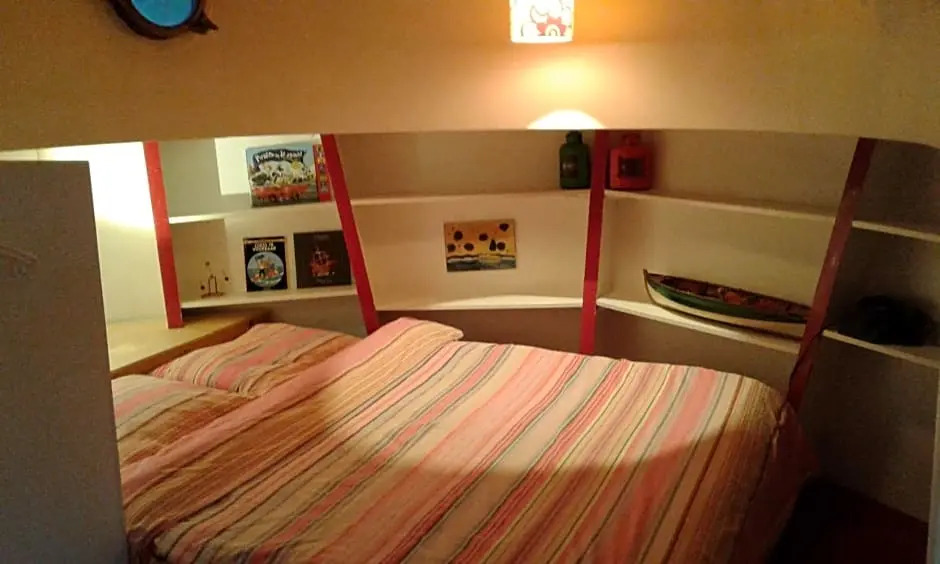 Houseboat Dokstroom