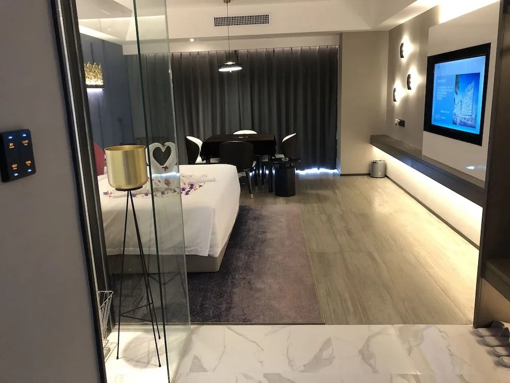 Tian Yi International Hotel 天艺国际酒店