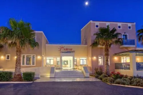 Aparthotel 4 Stars Adelianos Kampos