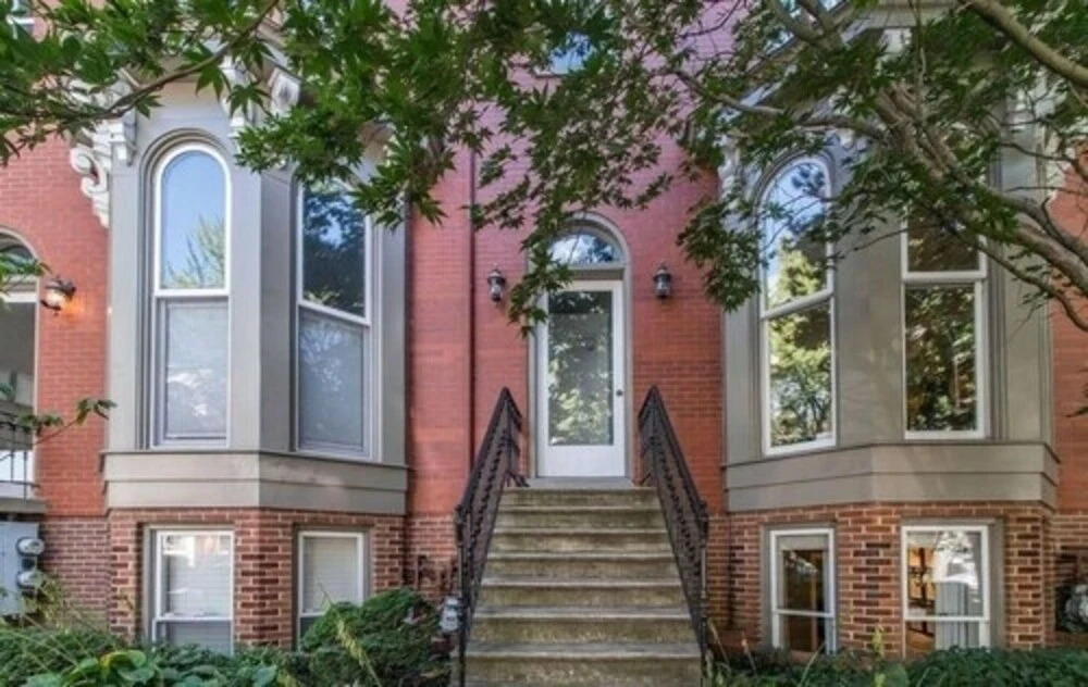 A Fabulous Washington DC 2BR 2 5BA Victorian Row Bi-Level Apartment 4 Guests