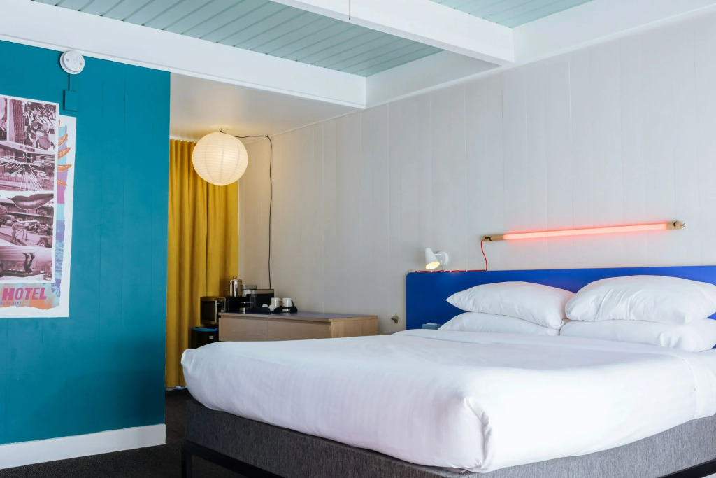 Phoenix Hotel