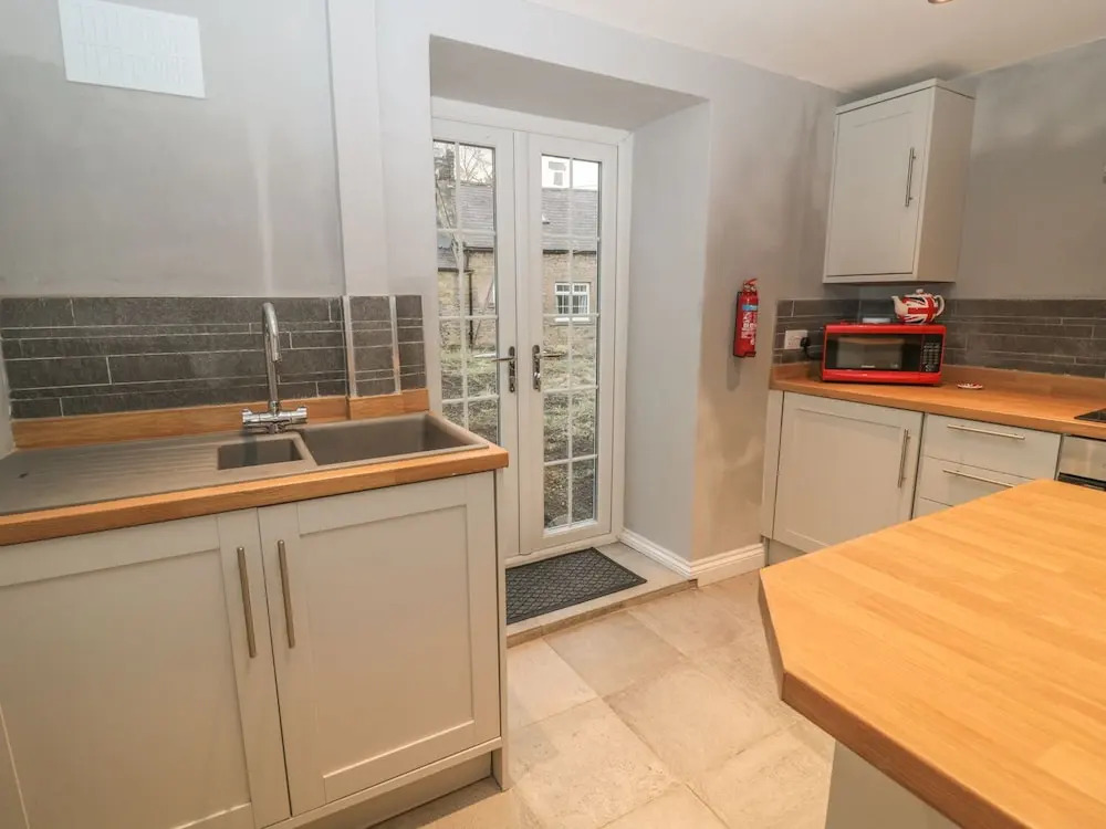 1 Plough Square