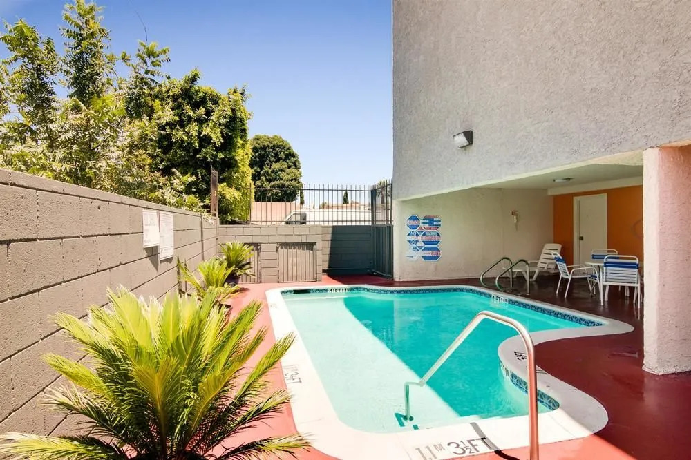 Motel 6 Van Nuys