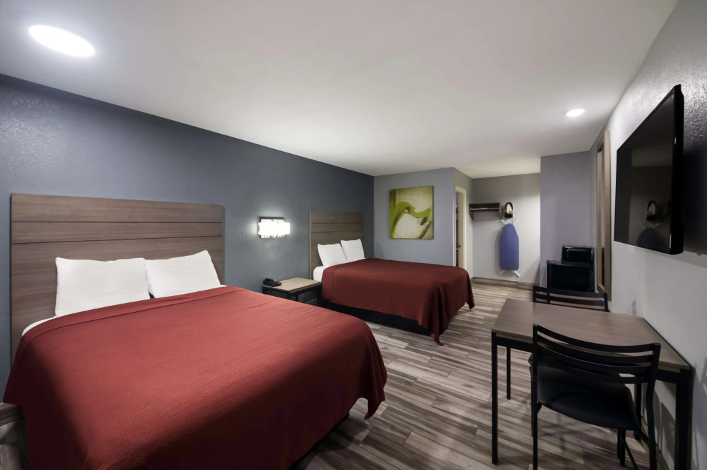 Americas Best Value Inn Buda