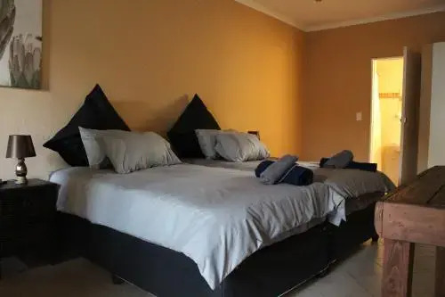 Safari Manor