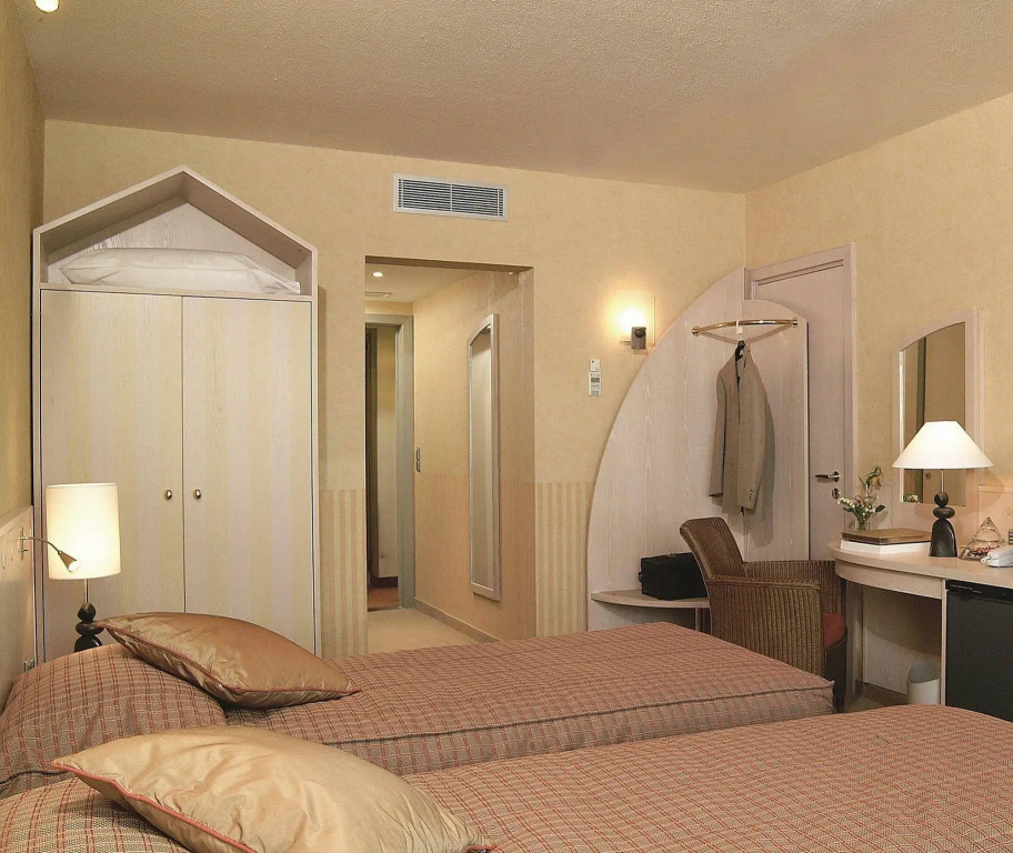 Hotel Beach Palace by CW Hotel Collection