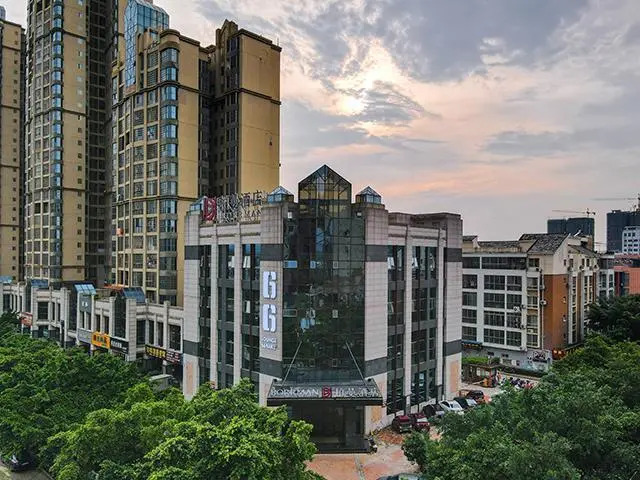 Borrman Hotel Luzhai County Yingbing Road