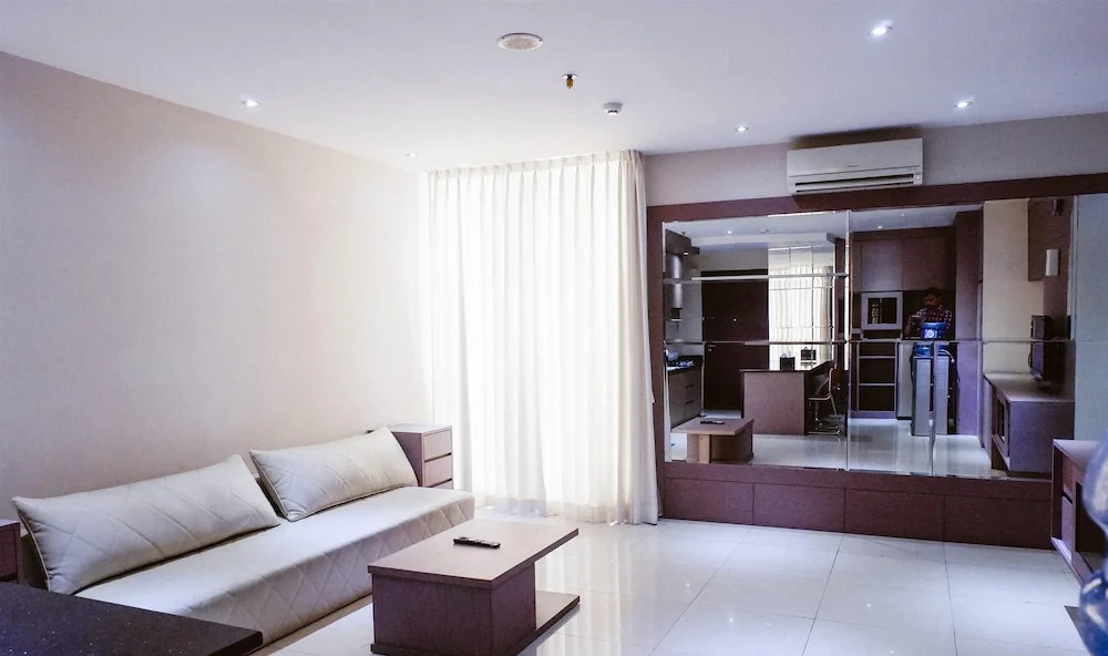 Spacious Apartment @ Mangga Dua Residence near ITC Mall