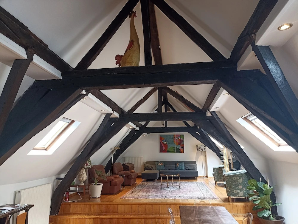 Quiet Duplex of 120 sqm in Historical Center