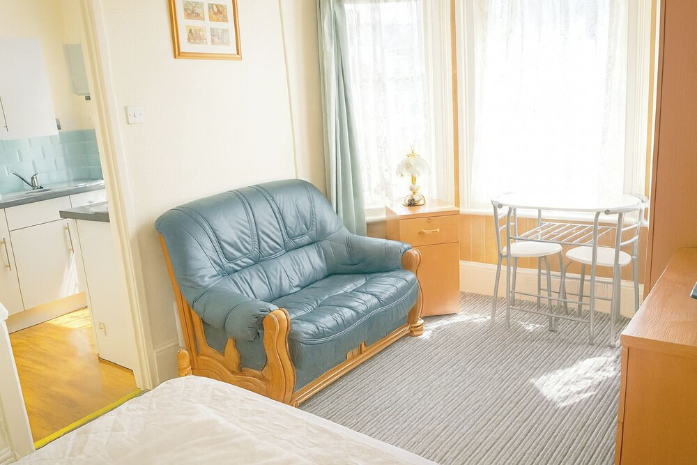 2 Berth, First Floor Flat, Glen Villa 4