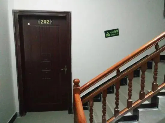 Sandu Laker Hotel
