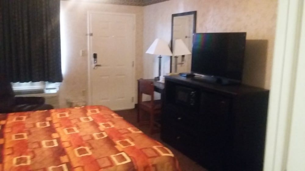 Deer Field Inn