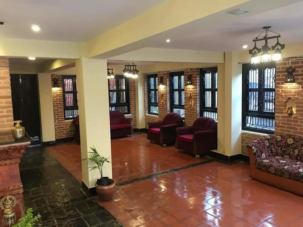 HOTEL LAYAKU DURBAR