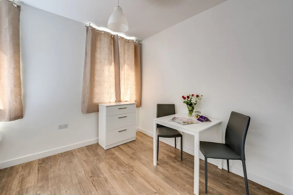 Stylish And Sleek Studio In Liverpool