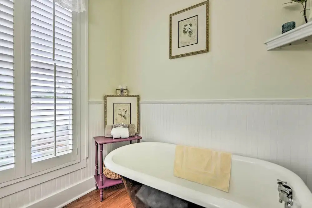 Historic Green Cove Springs Home - Walk to Coast!