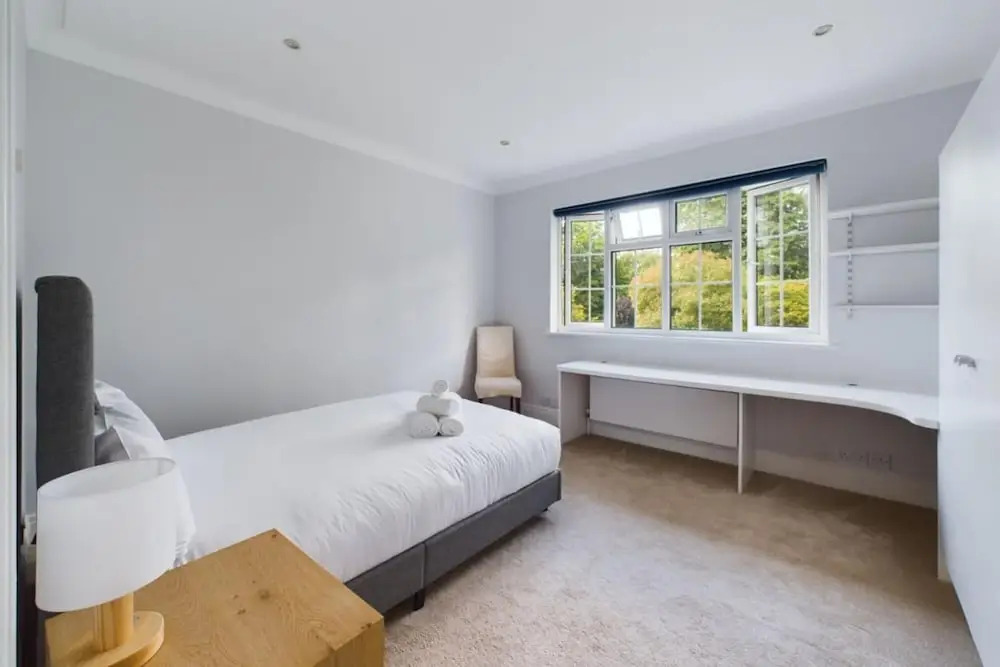 The Richmond Park Hideaway - Cozy 4bdr House With Garden Rooftop Terrace