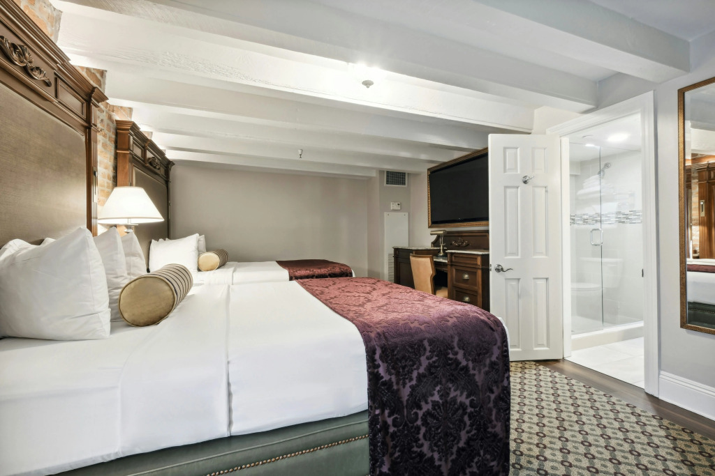 French Market Inn
