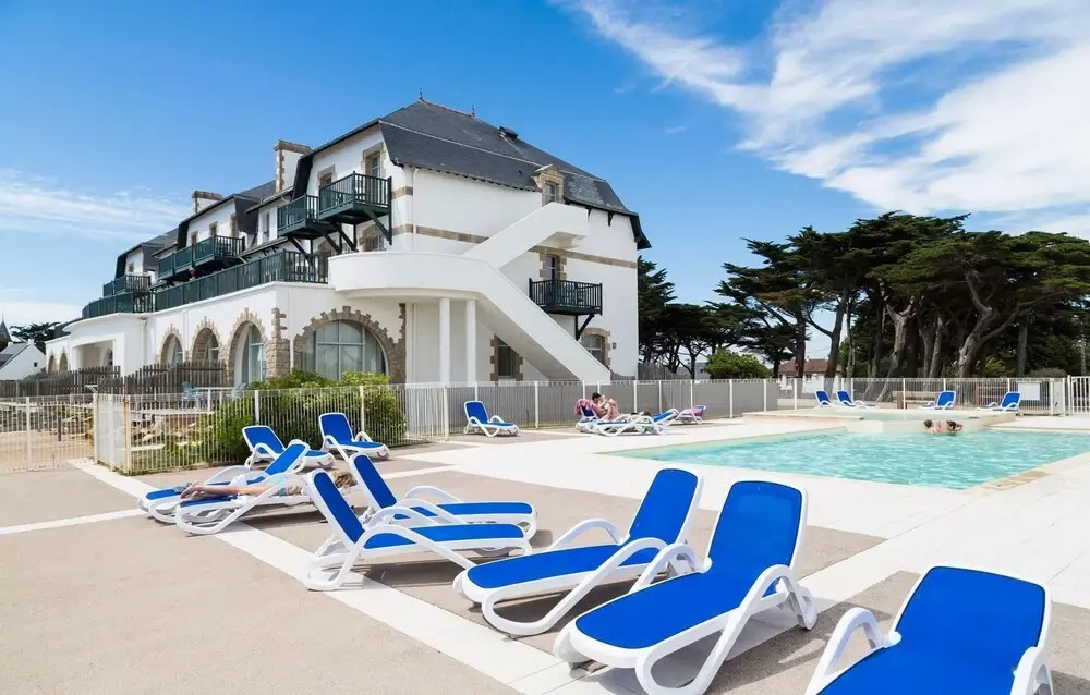 Charming Apt Near La Baule