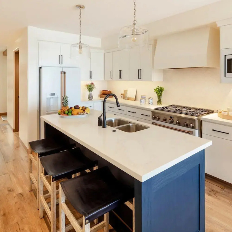 Oceanfront 3bd Penthouse Residence