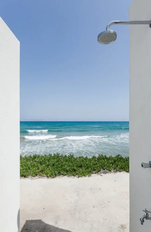 Pebble, an Idyllic Seaside Suite