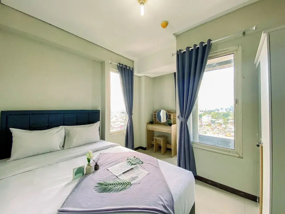 Good Designed and Homey 3BR Nifarro Park Apartment