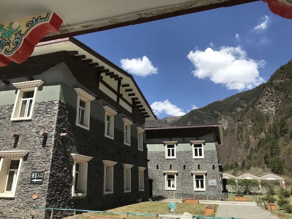 Ice 520 Hotel