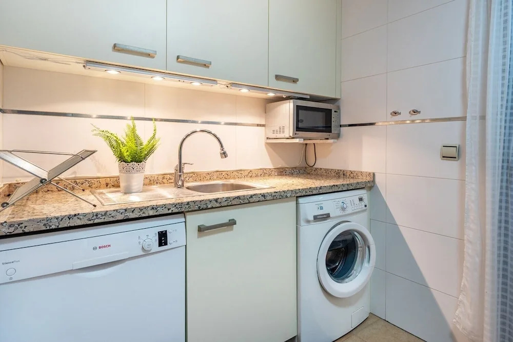 Lovely Apartment in Alamar Near the Beach Ref 108