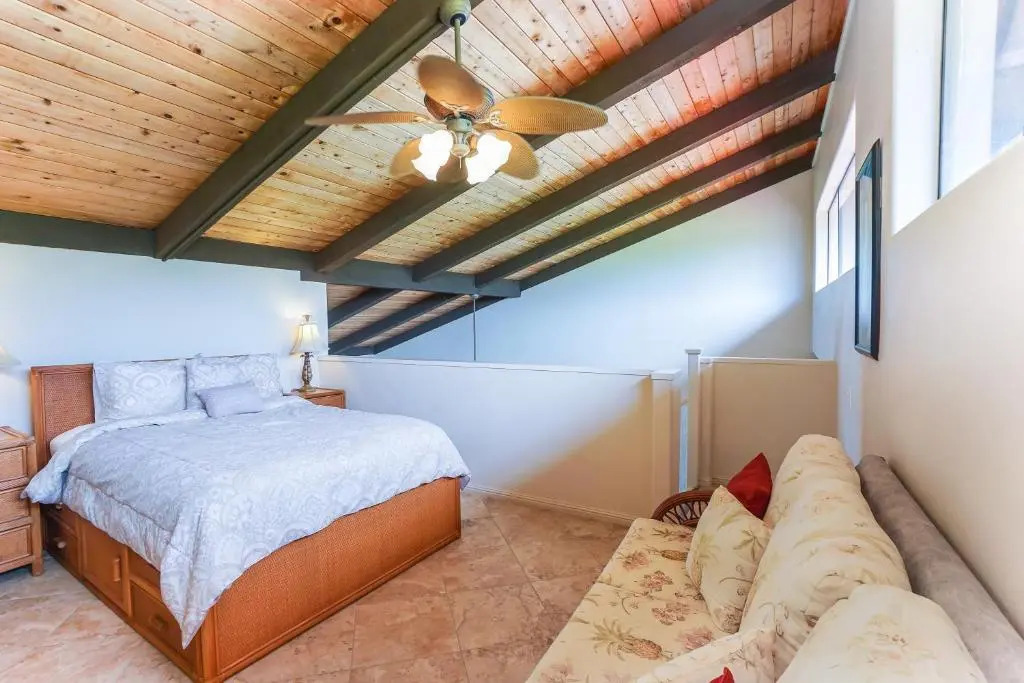 Luxurious 3 BR / 2 BA Direct Oceanfront condo