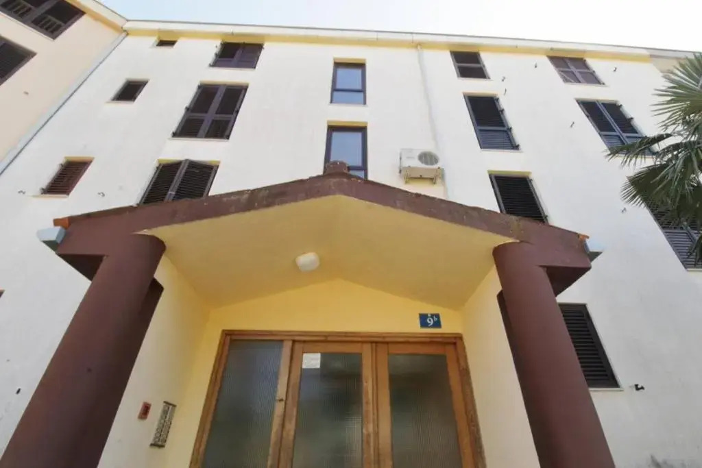 Studio Apartments Nada
