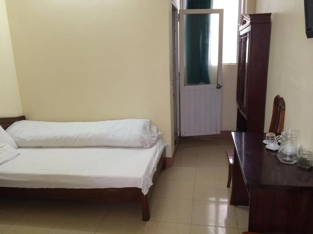 Phuong Dong Hotel