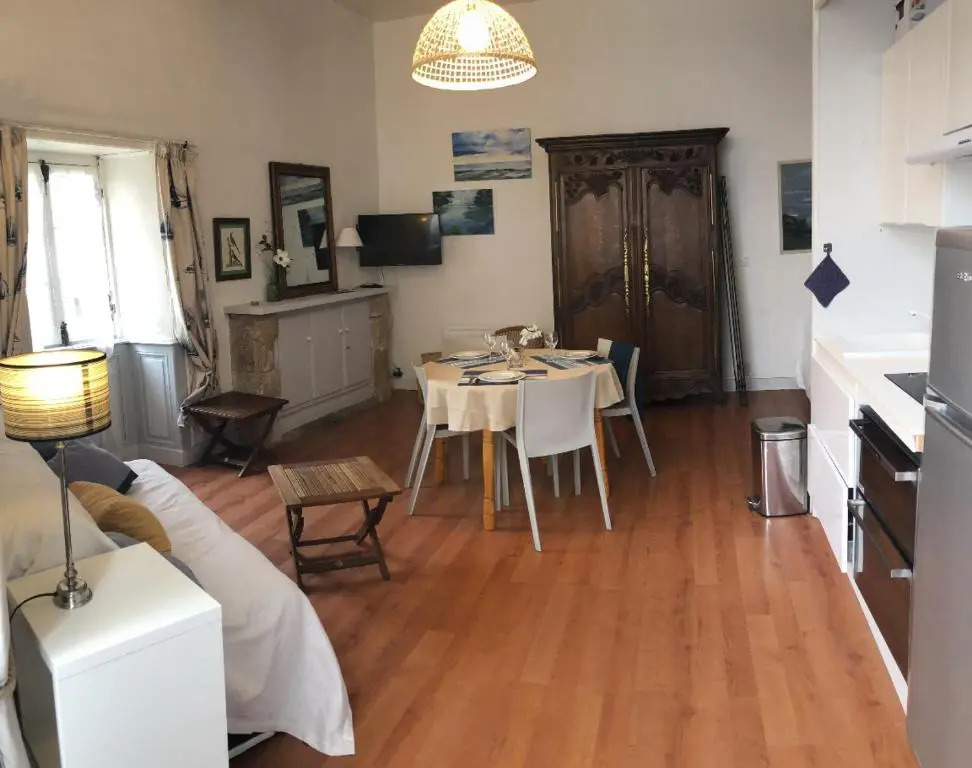 Le Drezen - Port de Vannes - rue calme 4 pers