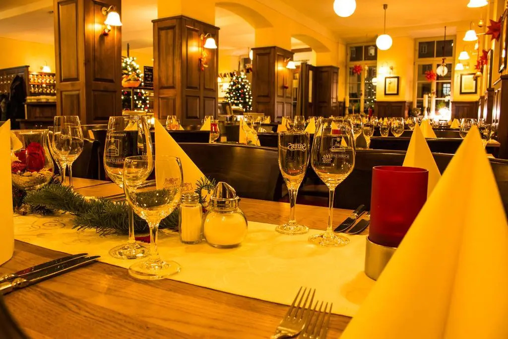 Hotel Goldener Falke