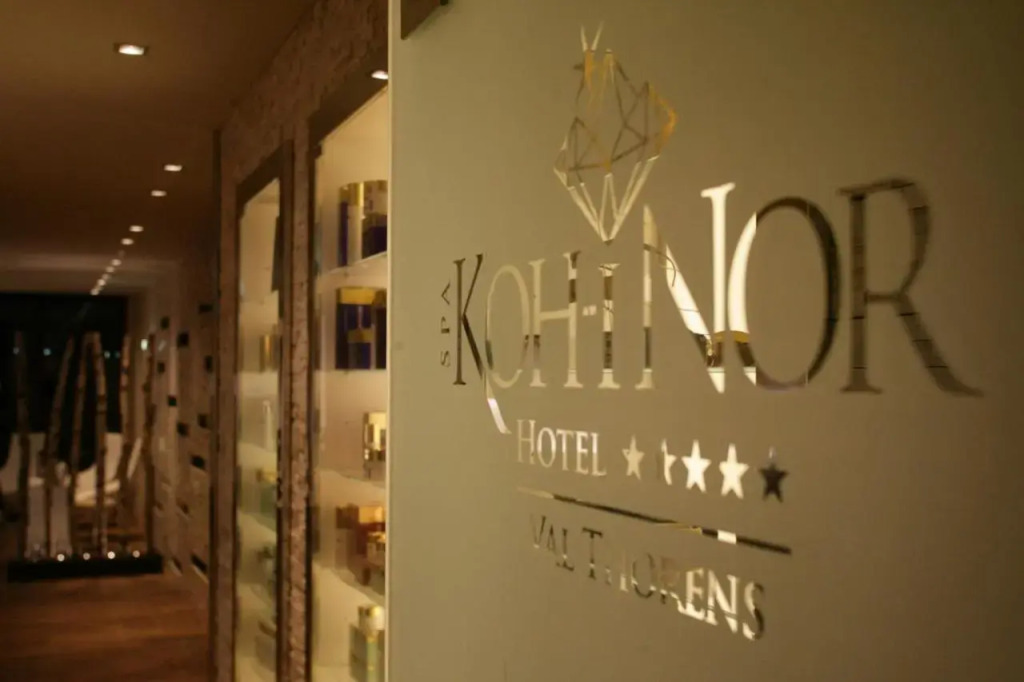 Hôtel Koh-I Nor by Les Etincelles