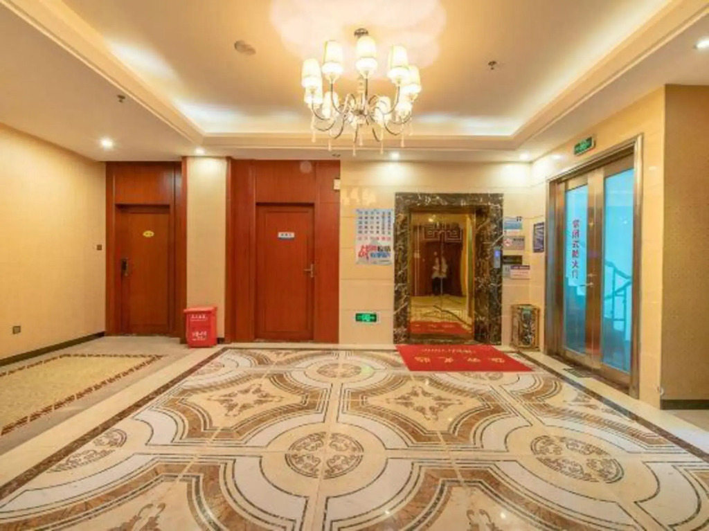Henghu Business Hotel