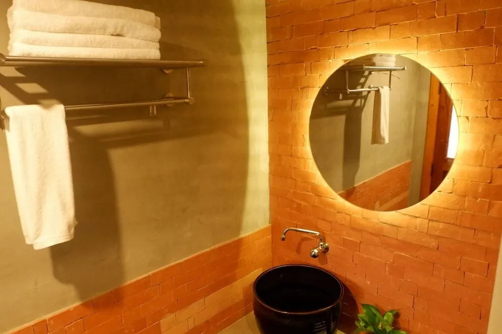 1004 Boutique Hotel