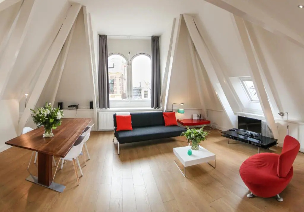 Loft 6