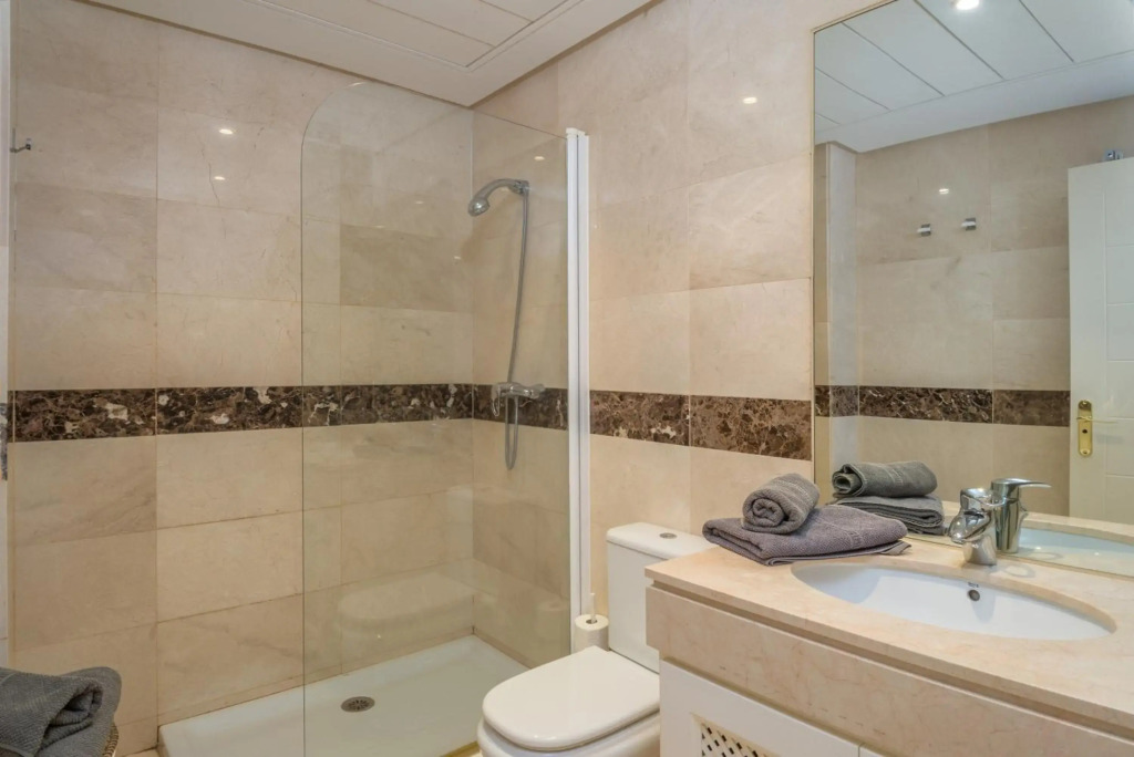 Seaview Flat Benahavis-marbella