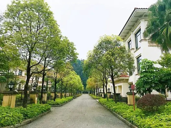 Qingyuan Hengda Yilin Yashe Drifting Holiday Villa
